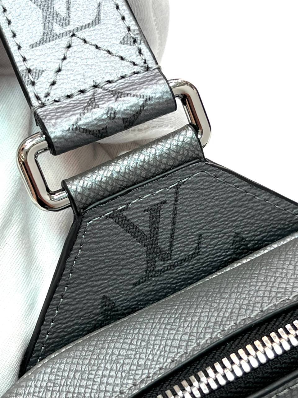 Сумка слинг Louis Vuitton Outdoor